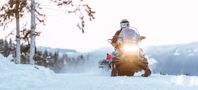 купить Снегоход BRP Ski-Doo Skandic SWT 900 ACE (2024) в Москве - фото 