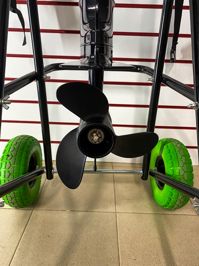 купить 2х-тактный лодочный мотор NISSAN MARINE NM 5 B DS Б/У в Москве - фото 