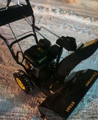 купить Снегоуборщик  ЧЕМПИОН ST661 Б/У в Москве - фото 