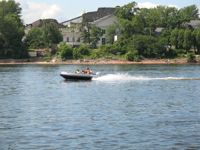 купить Лодка ПВХ ФЛАГМАН 420 в Москве - фото 