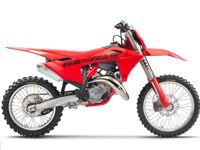 купить Мотоцикл кроссовый эндуро GASGAS MC 150 2025 21/18 в Москве - фото 