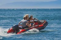 купить Лодка ПВХ STORMLINE Heavy Duty AL 380 + 2х-тактный лодочный мотор TOHATSU M 25 S в Москве - фото 