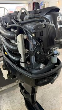 купить 4х-тактный лодочный мотор SUZUKI DF60ATL Б/У в Москве - фото 