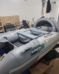 купить Лодка ПВХ ГЛАДИАТОР E330PRO в Москве - фото 