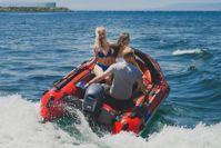 купить Лодка ПВХ STORMLINE Heavy Duty AL 380 + 2х-тактный лодочный мотор TOHATSU M 25 S в Москве - фото 