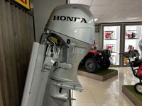 купить 4х-тактный лодочный мотор HONDA BF50 LRTU Б/У в Москве - фото 