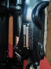 купить 2х-тактный лодочный мотор SUZUKI DT15AS Б/У в Москве - фото 