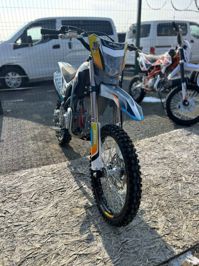 купить Мотоцикл JHL LK24 YX140EM 19/16 PITBIKE в Москве - фото 