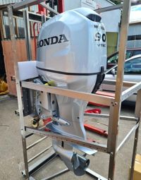 купить 4х-тактный лодочный мотор HONDA BF 90 DK4 LRTU Б/У в Москве - фото 