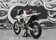 купить Мотоцикл SHARMAX Expert Pro 300 2T Husq Edition в Москве - фото 