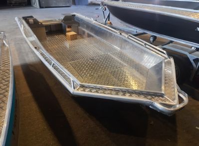 купить Алюминиевая лодка WELLBOAT-47 в Москве - фото 