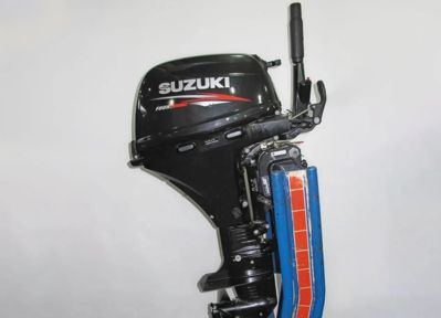4х-тактный лодочный мотор SUZUKI DF15AS Б/У в Москве