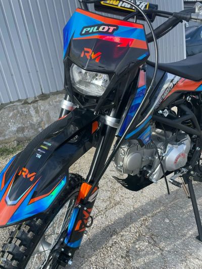 купить Мотоцикл REGULMOTO Pilot EM 17/14 (2023) PITBIKE в Москве - фото 