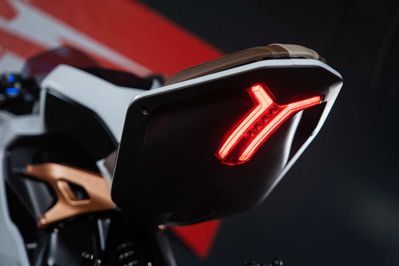 купить Электромотоцикл SHARMAX E-GP501 (72V/90Аh) в Москве - фото 