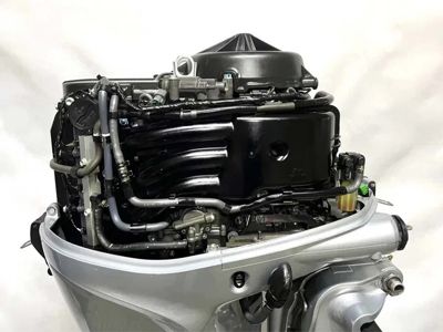 купить 4х-тактный лодочный мотор HONDA BF40 SRTU Б/У в Москве - фото 