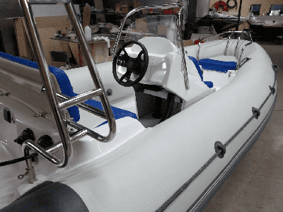 купить Лодка РИБ БУРЕВЕСТНИК 470 ST в Москве - фото 