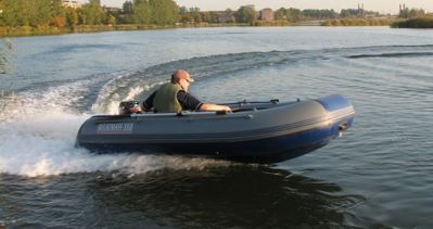 Лодка ПВХ ФЛАГМАН 350L в Москве