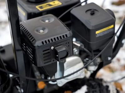 купить Снегоуборщик ЧЕМПИОН ST661 Б/У в Москве - фото 