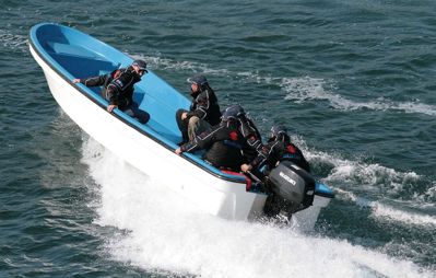 купить 2х-тактный лодочный мотор SUZUKI DT40WS в Москве - фото 