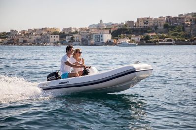 купить 4х-тактный лодочный мотор MERCURY F20 E EFI в Москве - фото 