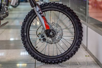 купить Мотоцикл KAYO Basic K125EM 17/14 KRZ 2024 PITBIKE в Москве - фото 