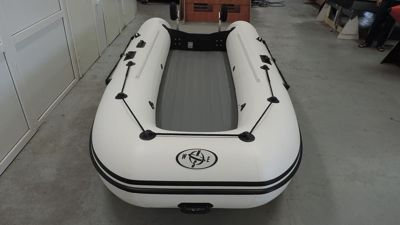 купить Лодка ПВХ COMPAS 380S в Москве - фото 