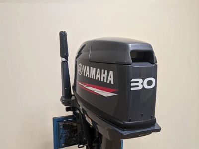 купить 2х-тактный лодочный мотор YAMAHA 30HMHS Б/У в Москве - фото 