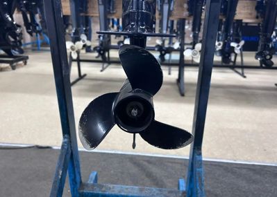 купить 2х-тактный лодочный мотор NISSAN MARINE NM 5 B DS Б/У в Москве - фото 