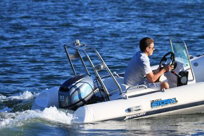 купить 4х-тактный лодочный мотор MIKATSU MF30FES (2024) в Москве - фото 