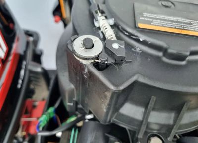 купить 2х-тактный лодочный мотор HDX R SERIES T 9.9 BMS Б/У в Москве - фото 