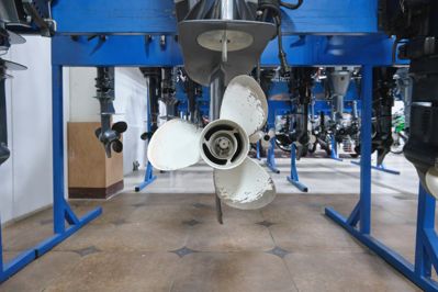 купить 2х-тактный лодочный мотор YAMAHA 40XWS Б/У в Москве - фото 