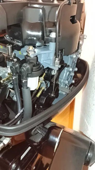 купить 2х-тактный лодочный мотор SUZUKI DT15AS Б/У в Москве - фото 