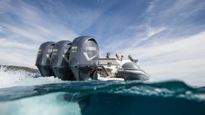 купить 4х-тактный лодочный мотор YAMAHA F350AETX в Москве - фото 