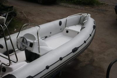 купить Лодка РИБ БУРЕВЕСТНИК 530 LIGHT в Москве - фото 