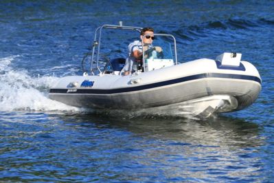 Лодка РИБ STORMLINE LUXE 420 в Москве