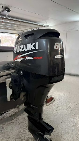 4х-тактный лодочный мотор SUZUKI DF60ATL Б/У в Москве