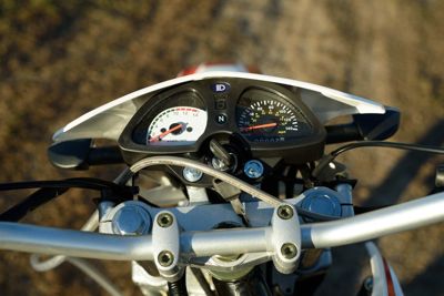 купить Мотоцикл кроссовый эндуро SHARMAX Sport 240 (2024) в Москве - фото 