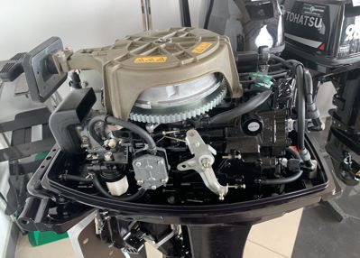 купить 2х-тактный лодочный мотор TOHATSU M30H EPS Б/У в Москве - фото 