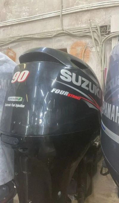 купить 4х-тактный лодочный мотор SUZUKI DF90ATL Б/У в Москве - фото 