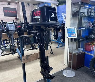 купить 2х-тактный лодочный мотор NISSAN MARINE NM 5 B DS Б/У в Москве - фото 