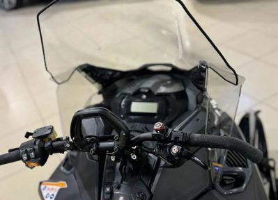 купить Снегоход BRP Commander 900 Ace (2023) в Москве - фото 