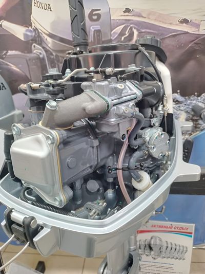 купить 4х-тактный лодочный мотор HONDA BF 5 SHU Б/У в Москве - фото 