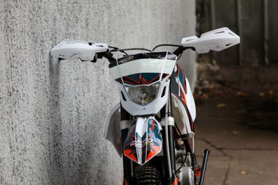 купить Мотоцикл кроссовый эндуро BSE Z2 1.0 в Москве - фото 