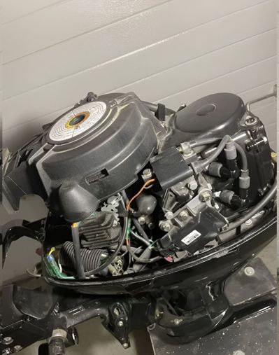 купить 4х-тактный лодочный мотор MERCURY ME F 9.9M Б/У в Москве - фото 