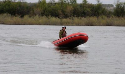 купить Лодка ПВХ HYDRA Nova 400 Люкс в Москве - фото 