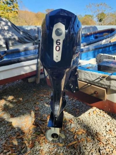 купить 4х-тактный лодочный мотор HIDEA HDEF60FUEL-T EFI Б/У в Москве - фото 