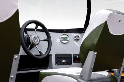 купить Комплект Алюминиевая лодка (катер) Mikatsu (Микатсу) 475 (Z43) Sport + мотор Hidea HDEF60FUEL-T EFI в Москве - фото 