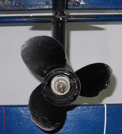 купить 4х-тактный лодочный мотор SUZUKI DF15AS Б/У в Москве - фото 