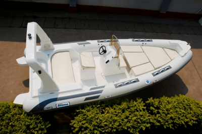 Лодка РИБ STORMLINE RIB730 в Москве