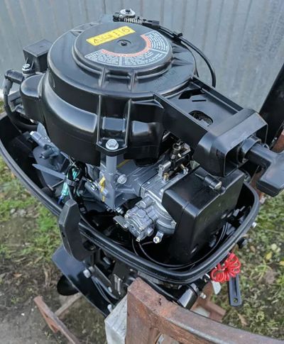 купить 2х-тактный лодочный мотор SUZUKI DT15AS Б/У в Москве - фото 